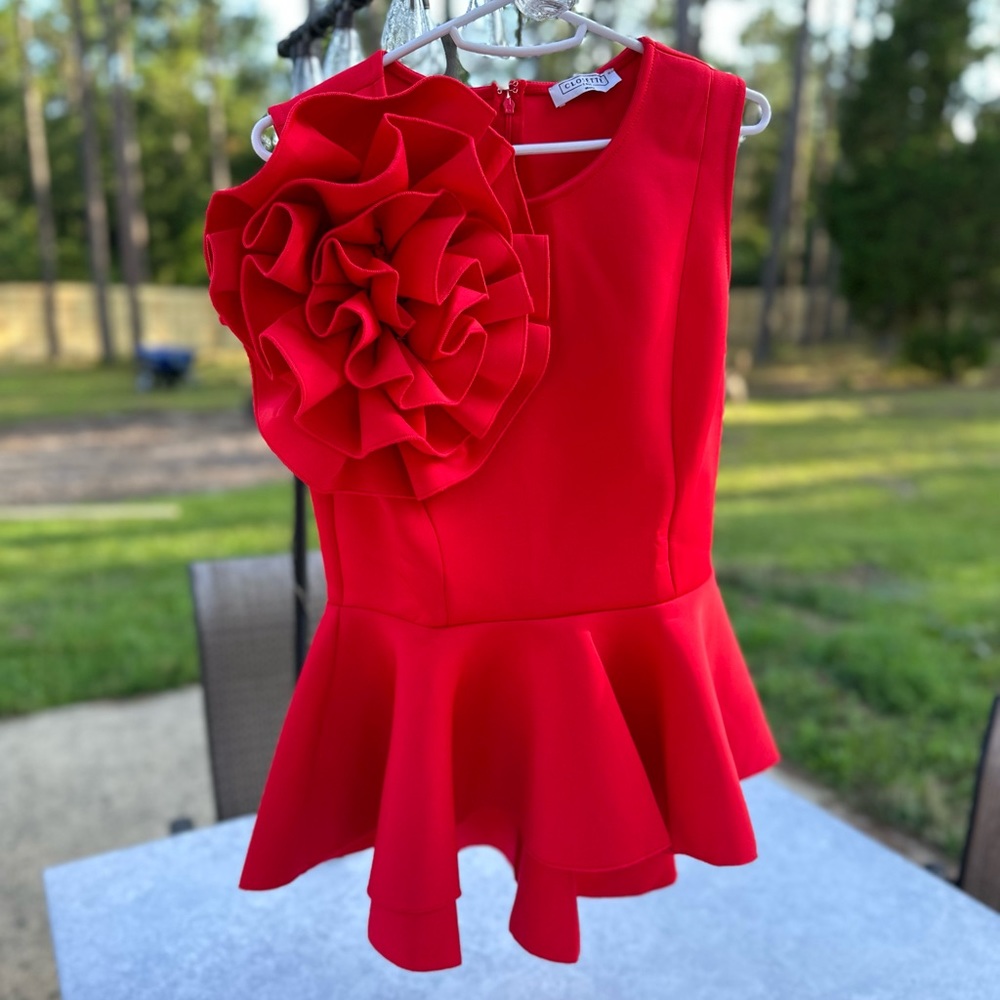 Elegant Red Blouse with Sophisticated Style